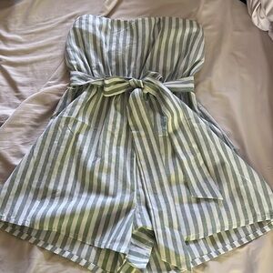 SHEIN tie-waist strapless sweetheart cut romper